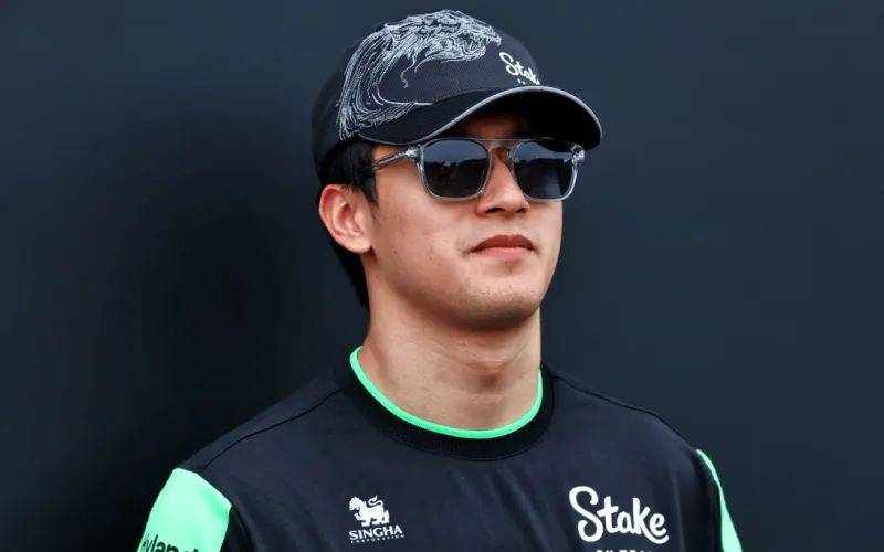 红牛二队逆转梅赛德斯，周冠宇点燃赛场