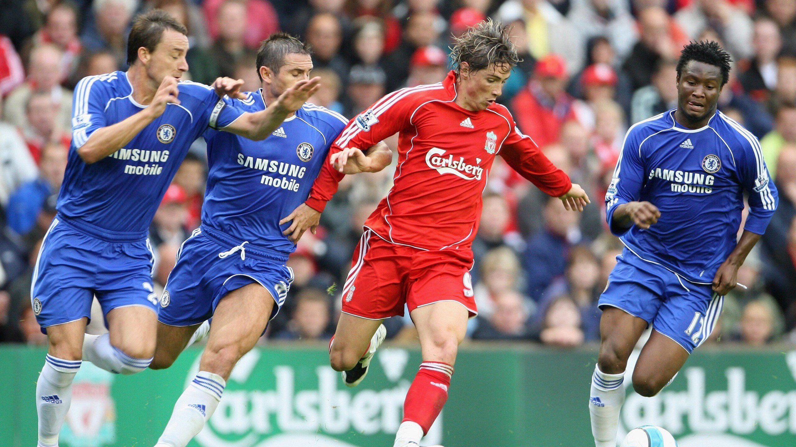 霍勒迪之夜,当沉默的利刃刺穿季后赛的喧嚣