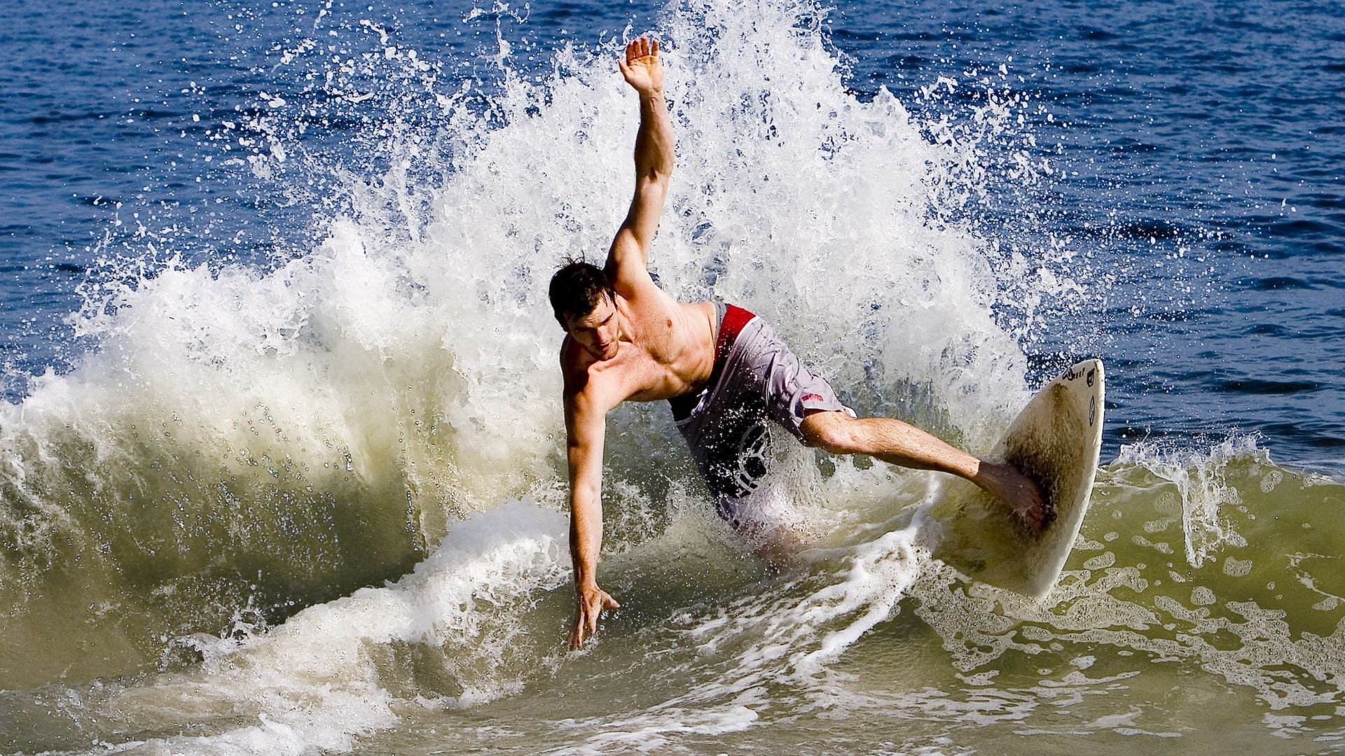 神迹之夜，库尔图瓦在抢七的烈焰中铸就传奇